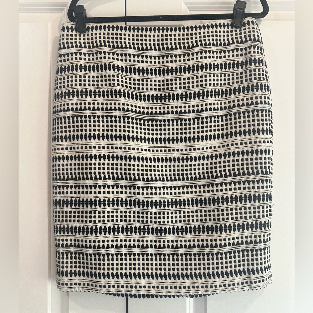 Loft Patterned Skirt - NWT
